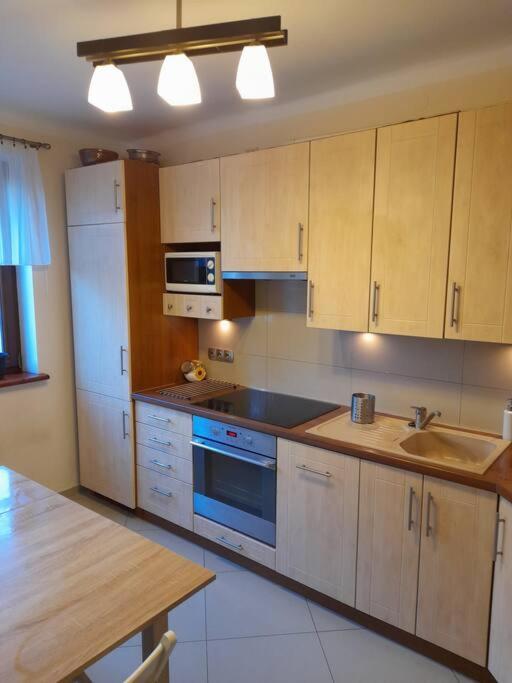 Apartamento Bronowice- Parter Domu Cracovia Exterior foto