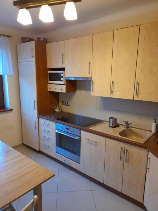 Apartamento Bronowice- Parter Domu Cracovia Exterior foto